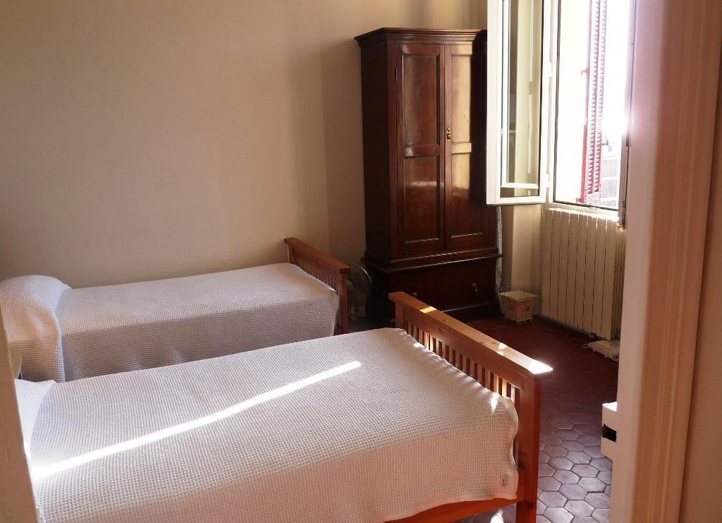 Apartment Charming 2 Bed With Balcony Located In Old Town Easy Walk To The Palais And Beaches 120